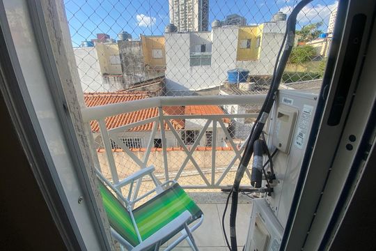 Varanda de casa de condomínio à venda com 3 quartos, 110m² em Chácara Seis de Outubro, São Paulo