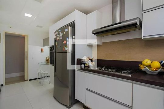 Cozinha de apartamento à venda com 2 quartos, 93m² em Jardim Botânico, Rio de Janeiro