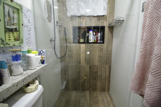 Apartamento à venda com 2 quartos, 42m² em Gardênia Azul, Rio de Janeiro