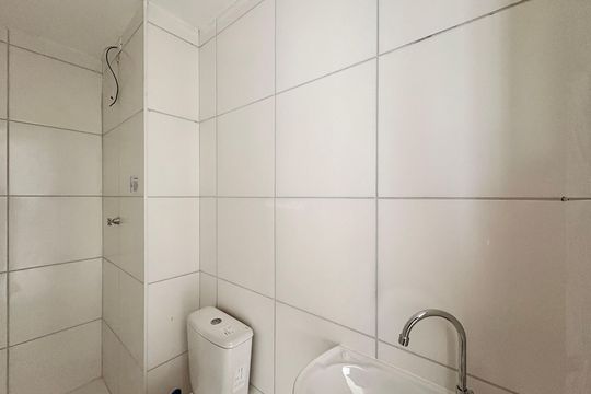 Banheiro de apartamento à venda com 2 quartos, 34m² em Vila Pirituba, São Paulo