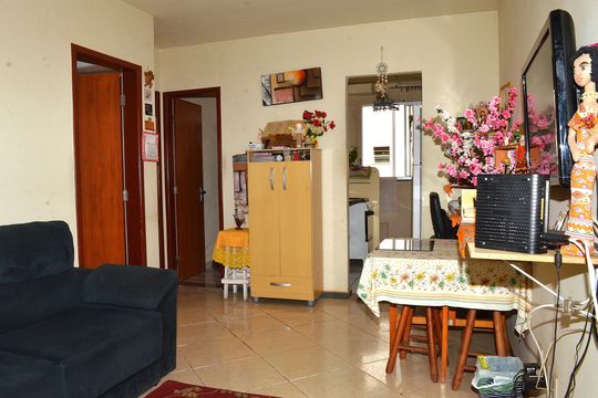 sala de apartamento à venda com 2 quartos, 70m² em Vitoria, Belo Horizonte