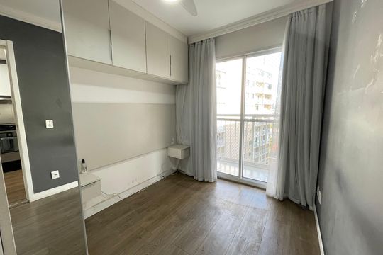Suíte  de apartamento para alugar com 1 quarto, 30m² em Ferreira, São Paulo