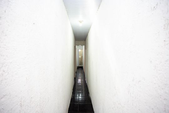 Corredor de casa para alugar com 2 quartos, 60m² em Casa Grande, Diadema