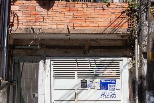 Fachada de casa para alugar com 2 quartos, 60m² em Casa Grande, Diadema