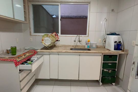 Cozinha de casa de condomínio à venda com 4 quartos, 360m² em Recreio dos Bandeirantes, Rio de Janeiro