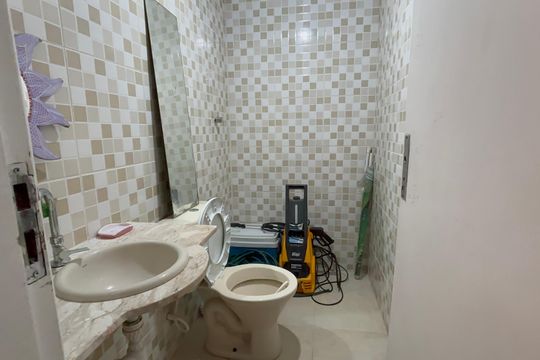 Banheiro de serviço de casa de condomínio à venda com 4 quartos, 360m² em Recreio dos Bandeirantes, Rio de Janeiro