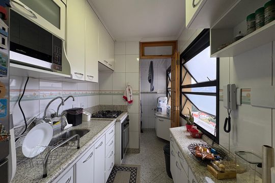 Cozinha de apartamento à venda com 3 quartos, 77m² em Vila Pirituba, São Paulo