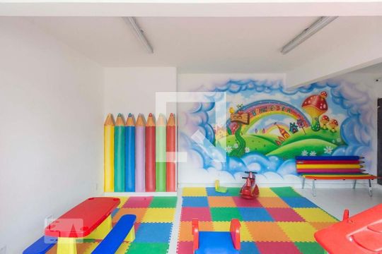 Área externa de apartamento à venda com 2 quartos, 48m² em Padroeira, Osasco