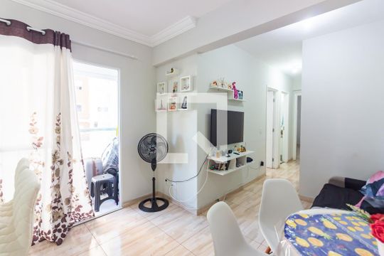Apartamento à venda com 2 quartos, 48m² em Padroeira, Osasco