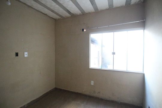 Casa para alugar com 1 quarto, 80m² em Morro Agudo, Nova Iguaçu