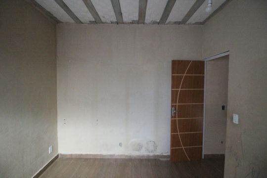 Quarto de casa para alugar com 1 quarto, 80m² em Morro Agudo, Nova Iguaçu