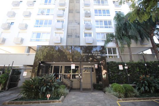 Fachada de apartamento à venda com 2 quartos, 70m² em Floresta, Porto Alegre
