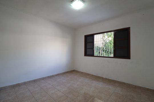 Quarto 1 de casa à venda com 3 quartos, 135m² em Vila Tibiriçá, Santo André
