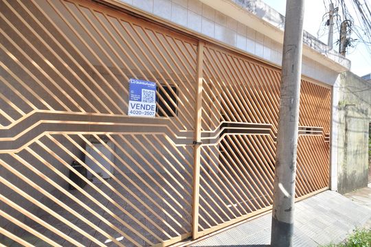 Fachada de casa à venda com 3 quartos, 320m² em Vila Isolina Mazzei, São Paulo