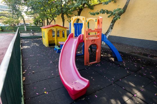Área comum - Playground de casa de condomínio para alugar com 2 quartos, 66m² em Campo Grande, Rio de Janeiro