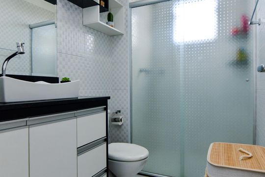 Banheiro  de apartamento para alugar com 2 quartos, 44m² em Jardim Cocaia, Guarulhos