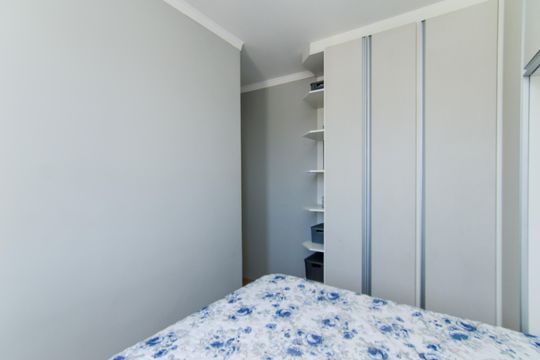 Quarto 2  de apartamento para alugar com 2 quartos, 44m² em Jardim Cocaia, Guarulhos