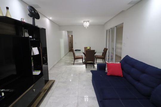 Sala de casa à venda com 3 quartos, 155m² em Veloso, Osasco