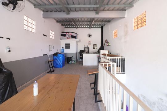 Churrasqueira de casa à venda com 3 quartos, 155m² em Veloso, Osasco