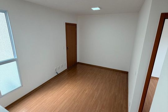 Sala de apartamento à venda com 2 quartos, 40m² em Chácara das Pedras, Porto Alegre