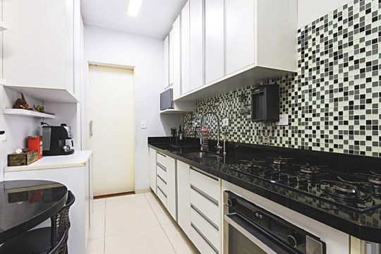 Cozinha de apartamento para alugar com 3 quartos, 110m² em Vila Mariana, São Paulo