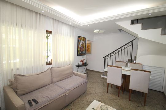 Sala de casa de condomínio à venda com 3 quartos, 115m² em Vila Santos, São Paulo
