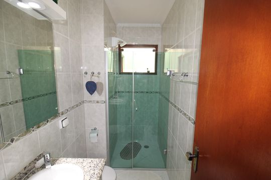 Banheiro de casa de condomínio à venda com 3 quartos, 115m² em Vila Santos, São Paulo
