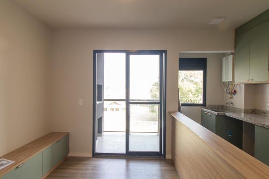 Sala de apartamento à venda com 3 quartos, 54m² em Hauer, Curitiba