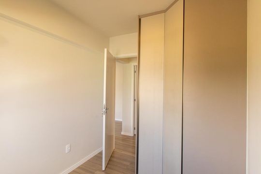 Quarto 1 de apartamento à venda com 3 quartos, 54m² em Hauer, Curitiba