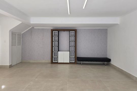 Garagem de casa à venda com 4 quartos, 300m² em Vila Galvão, Guarulhos