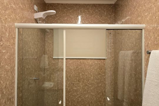 Banheiro Social de casa à venda com 4 quartos, 300m² em Vila Galvão, Guarulhos