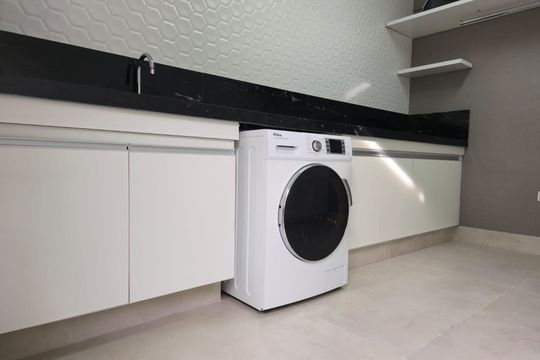 Área de Serviço de casa à venda com 4 quartos, 300m² em Vila Galvão, Guarulhos