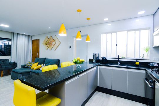 Cozinha de casa à venda com 2 quartos, 125m² em Jardim Santa Cecilia, Guarulhos