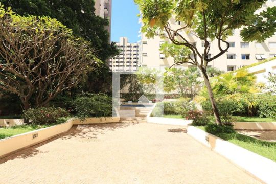 Apartamento para alugar com 1 quarto, 55m² em Moema, São Paulo