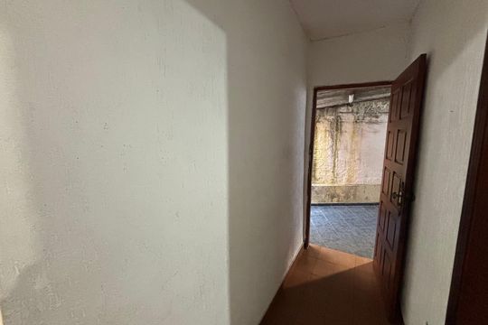 Corredor  de casa à venda com 2 quartos, 65m² em Parque Boturussu, São Paulo