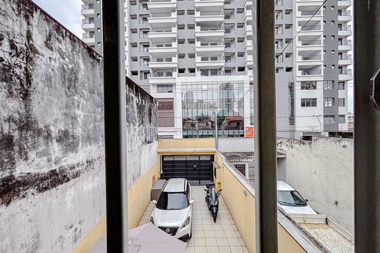 Vista do Quarto 4 de casa para alugar com 5 quartos, 250m² em Chácara Califórnia, São Paulo
