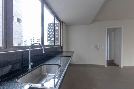 Cozinha de apartamento à venda com 2 quartos, 69m² em Anchieta, Belo Horizonte