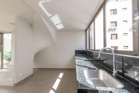 Cozinha de apartamento à venda com 1 quarto, 84m² em Anchieta, Belo Horizonte