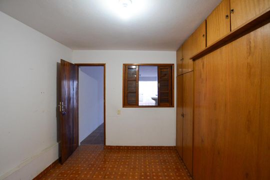 Quarto de Serviço de casa de condomínio para alugar com 2 quartos, 90m² em Jardim Dracena, São Paulo