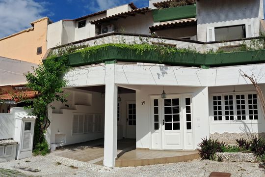 Casa à venda com 4 quartos, 225m² em Barra da Tijuca, Rio de Janeiro