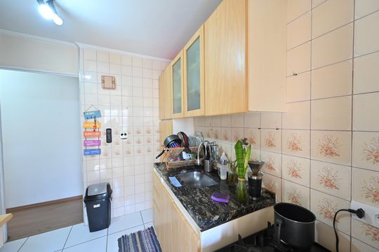 Cozinha de apartamento à venda com 3 quartos, 70m² em Vila Monte Alegre, São Paulo