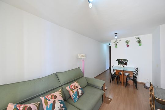Sala de apartamento à venda com 3 quartos, 70m² em Vila Monte Alegre, São Paulo