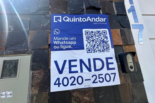 Fachada de casa de condomínio à venda com 2 quartos, 118m² em Alphaville, Santana de Parnaíba