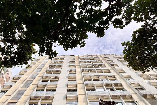 Fachada de apartamento para alugar com 2 quartos, 90m² em Leblon, Rio de Janeiro