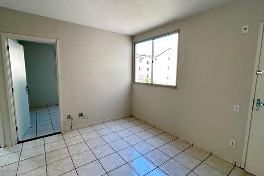 Sala de apartamento para alugar com 2 quartos, 49m² em Vila Alzira, Guarulhos