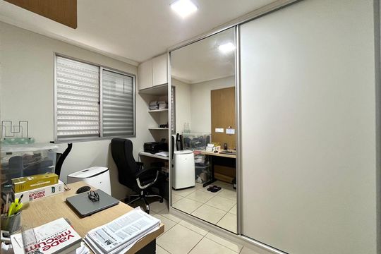Quarto 2 de apartamento à venda com 2 quartos, 45m² em Chácaras São Martinho, Campinas