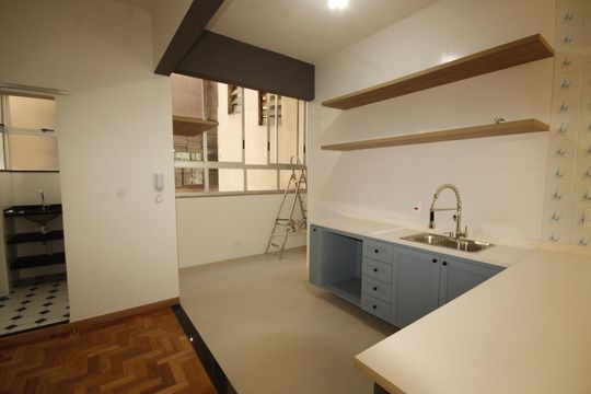 Cozinha de apartamento à venda com 3 quartos, 115m² em Serra, Belo Horizonte