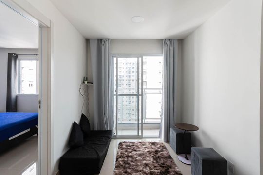 Sala de apartamento para alugar com 1 quarto, 35m² em Santo Cristo, Rio de Janeiro