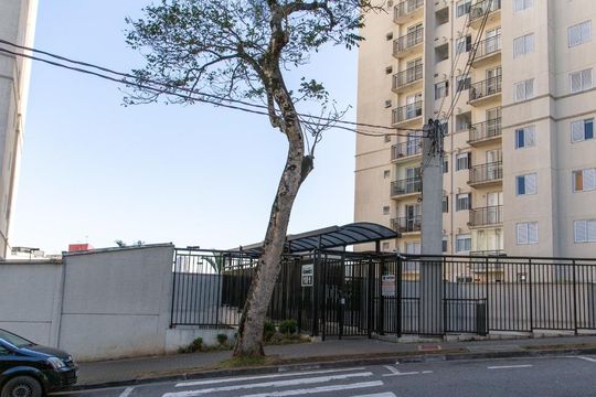 Fachada  de apartamento à venda com 2 quartos, 50m² em Centro, Diadema