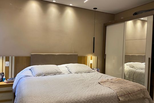 Quarto 1 de casa para alugar com 3 quartos, 250m² em Km 18, Osasco